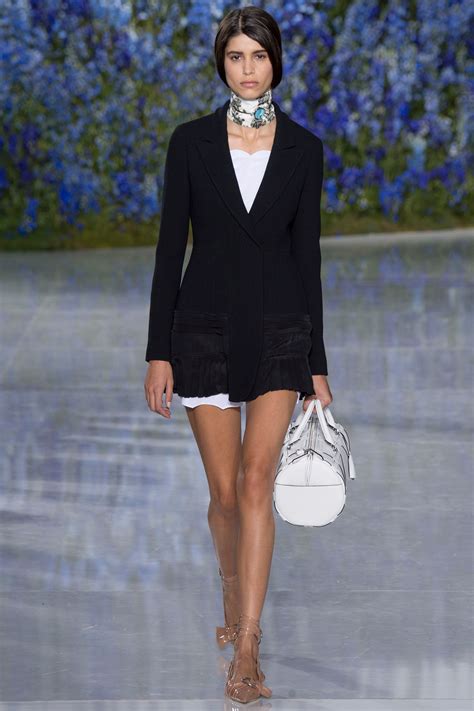 Dior Spring Summer 2016 Ready to Wear Collection 